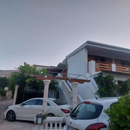 Studio Apartment Iva - 50 M From The Sea-Balcony Pag Town Exteriér fotografie