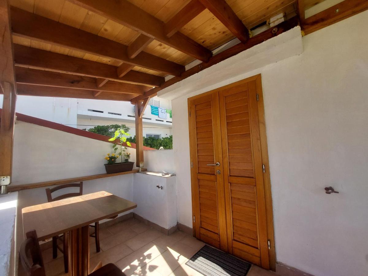 Studio Apartment Iva - 50 M From The Sea-Balcony Pag Town Exteriér fotografie